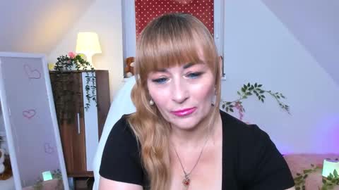 Milana - on air every day except Wednesday from 9 pm to 4 am European time online show from November 26, 2025, 8:43 pm