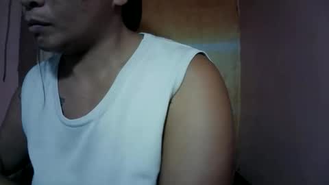 naughtymom_33 online show from November 20, 2025, 9:14 pm