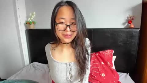 Gigi Chu  online show from June 27, 2026, 10:09 am