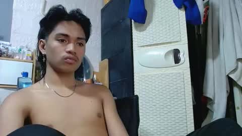 Snapshot of naughtyperfectasian4u chatting on February 1, 2026, 3:32 pm naughtyperfectasian4u online show from February 1, 2026, 3:32 pm