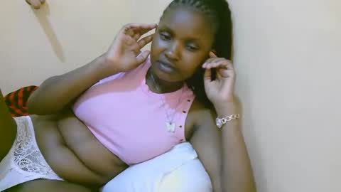 naughtyqueen online show from October 19, 2025, 12:06 pm