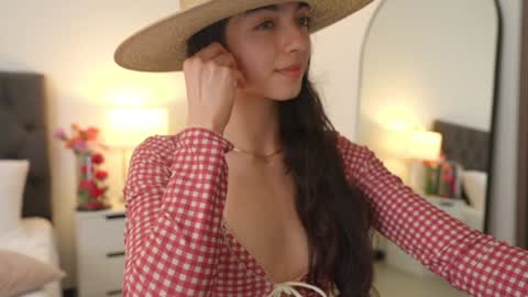 Snapshot of naughtysammx chatting on January 21, 2025, 5:09 pm Naughty Samm online show from January 21, 2025, 5:09 pm
