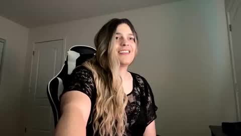 Snapshot of naughtyseraphine chatting on January 17, 2025, 2:18 am NaughtySeraphine online show from January 17, 2025, 2:18 am