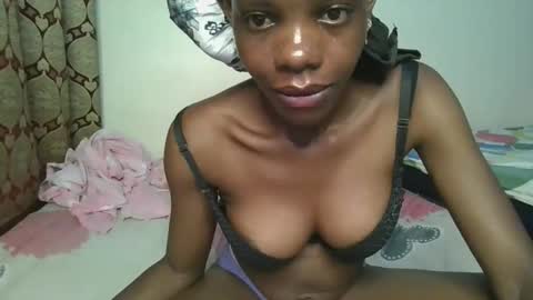 naughty online show from February 25, 2026, 1:04 am