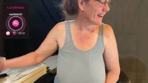 Naughty Wife Next Dor online show from October 5, 2025, 1:53 pm