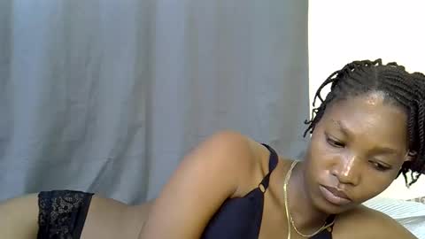 Snapshot of naughtyy4u chatting on March 2, 2026, 5:08 am naughtyy4u online show from March 2, 2026, 5:08 am