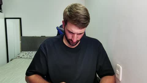 Nico online show from February 9, 2026, 8:35 pm