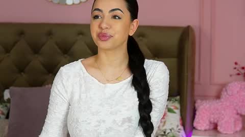 Nico online show from April 4, 2026, 4:11 am