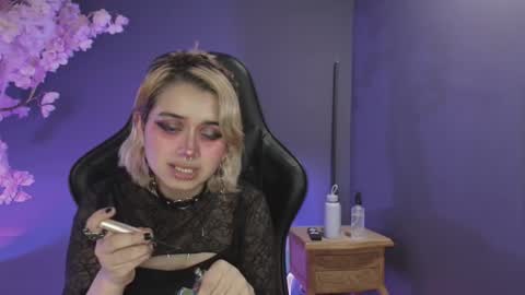 Navier  online show from October 27, 2025, 1:04 pm