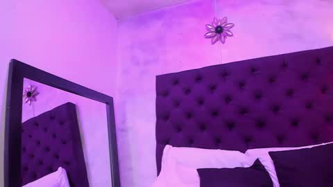 nayara_macherano online show from February 19, 2025, 6:00 pm