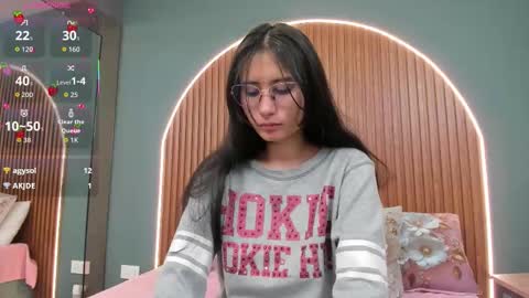 Naye  online show from October 22, 2025, 3:40 am