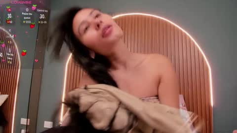 Naye  online show from October 30, 2025, 4:14 am