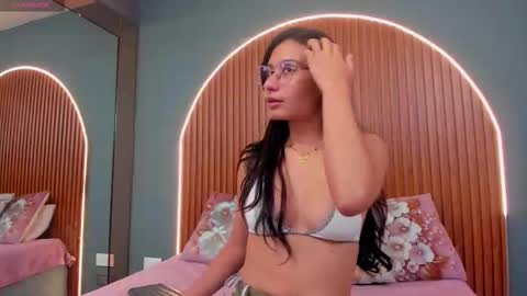 Naye  online show from November 21, 2025, 4:33 am