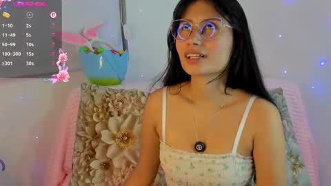 Naye  online show from March 27, 2026, 4:18 am