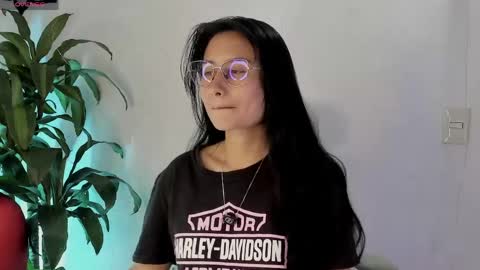 Naye  online show from April 17, 2026, 2:20 pm