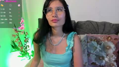 Snapshot of nayecloud chatting on July 17, 2026, 4:52 am Naye online show from July 17, 2026, 4:52 am