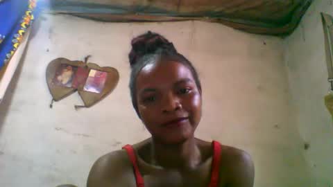 Nayla online show from February 14, 2026, 5:37 am