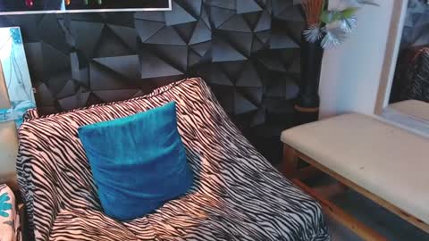 Snapshot of nazper_ chatting on February 6, 2025, 6:46 pm Nazper online show from February 6, 2025, 6:46 pm