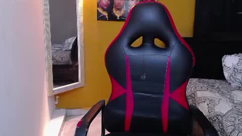 Snapshot of nazper_ chatting on March 6, 2025, 6:48 pm Nazper online show from March 6, 2025, 6:48 pm