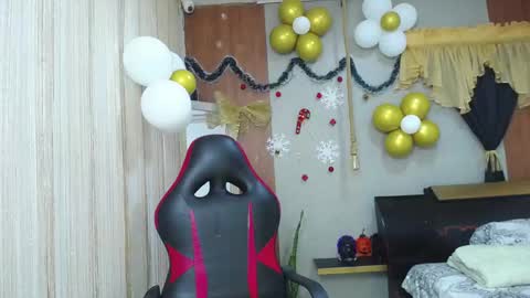 Nazper online show from November 18, 2025, 4:39 am