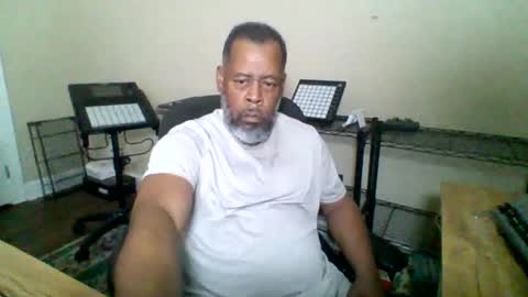 Terry online show from October 13, 2025, 2:50 pm