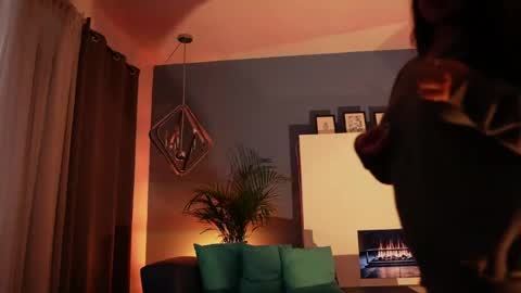 Nefertari online show from April 21, 2026, 11:38 am