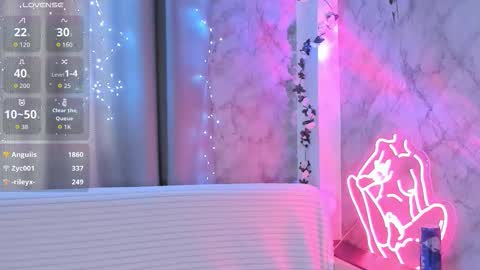 Snapshot of necucubi chatting on January 19, 2026, 7:34 am Eva online show from January 19, 2026, 7:34 am