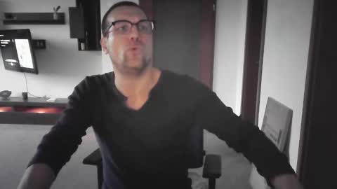 Sebastian online show from January 3, 2025, 9:36 am