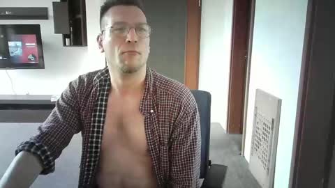 Sebastian online show from March 1, 2025, 3:16 pm