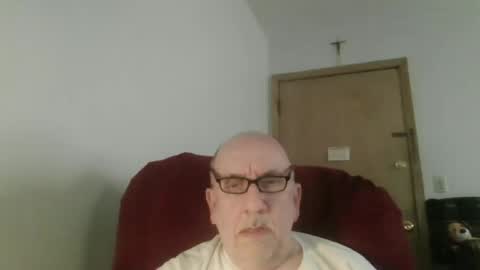 Tom online show from July 2, 2026, 10:49 pm