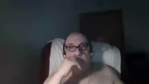 Tom online show from July 8, 2026, 1:10 am