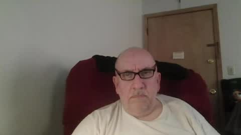 Tom online show from July 18, 2026, 12:04 am