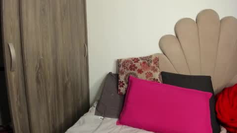 Nei turn green online show from February 9, 2026, 1:20 am