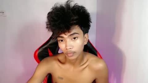 Snapshot of neil_asian69 chatting on October 27, 2025, 9:13 am neil_asian69 online show from October 27, 2025, 9:13 am