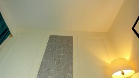 Neill online show from December 21, 2025, 7:32 pm