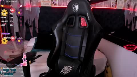 Miah online show from December 20, 2024, 2:38 pm