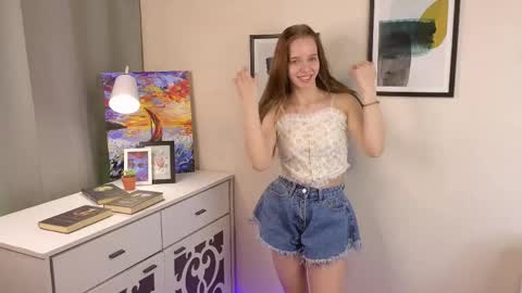 Snapshot of neli_belk chatting on April 1, 2026, 1:41 pm Eva online show from April 1, 2026, 1:41 pm