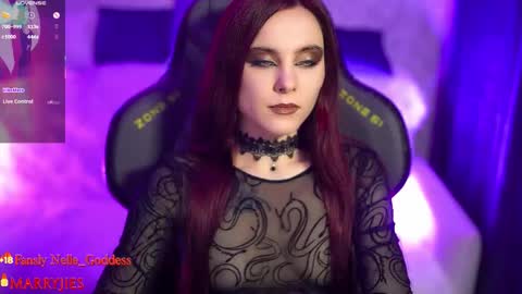 Snapshot of nelle_ chatting on October 9, 2025, 5:33 pm online show from October 9, 2025, 5:33 pm