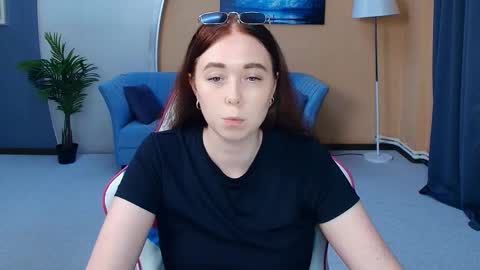 Snapshot of nelliemathers chatting on May 19, 2026, 1:56 am Nelli online show from May 19, 2026, 1:56 am