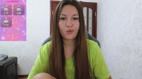 Snapshot of nellyfischer chatting on December 19, 2024, 4:56 am Nelly online show from December 19, 2024, 4:56 am