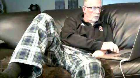 Jack online show from October 18, 2025, 12:57 am