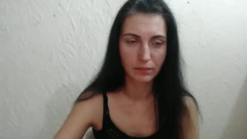 Nensy online show from October 14, 2025, 3:24 pm
