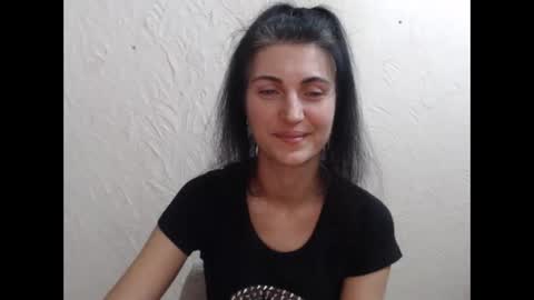 Nensy online show from January 13, 2026, 4:12 pm