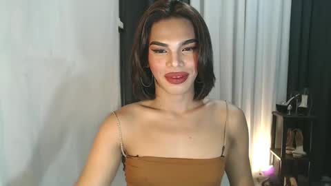 neomi online show from December 17, 2025, 11:38 am