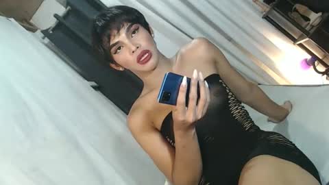 neomi online show from January 8, 2026, 3:25 pm