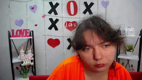 Snapshot of neonilalisova chatting on September 14, 2025, 5:17 am NeonilaLisova online show from September 14, 2025, 5:17 am
