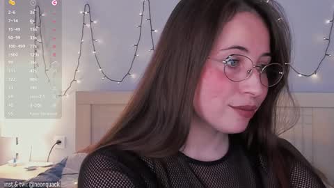 Snapshot of neonquack chatting on December 29, 2024, 1:49 pm Riley online show from December 29, 2024, 1:49 pm