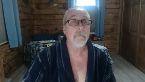 neptune2002 online show from May 14, 2026, 6:47 pm