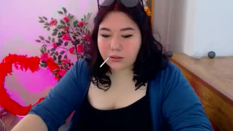 Snapshot of nereia chatting on March 10, 2026, 7:57 am nereia online show from March 10, 2026, 7:57 am