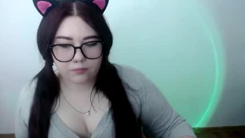 Snapshot of nereia chatting on April 3, 2026, 8:45 am nereia online show from April 3, 2026, 8:45 am